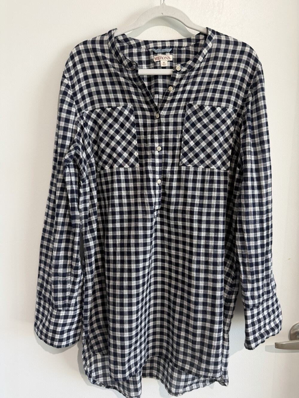 Merona Plaid checkered Navy Blue White tunic top Blouse Cotton v neck Size XL